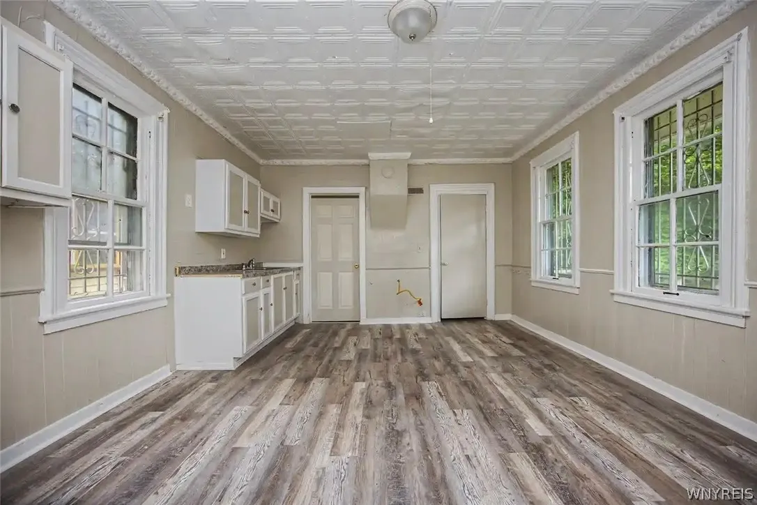 31 Pershing Avenue, Buffalo, New York 14211, Buffalo, New York 14211, 3 Bedroom Bedrooms, 7 Room Rooms,1 BathroomBathrooms,Residential,For Sale,31 Pershing Avenue, Buffalo, New York 14211,0,B1705941