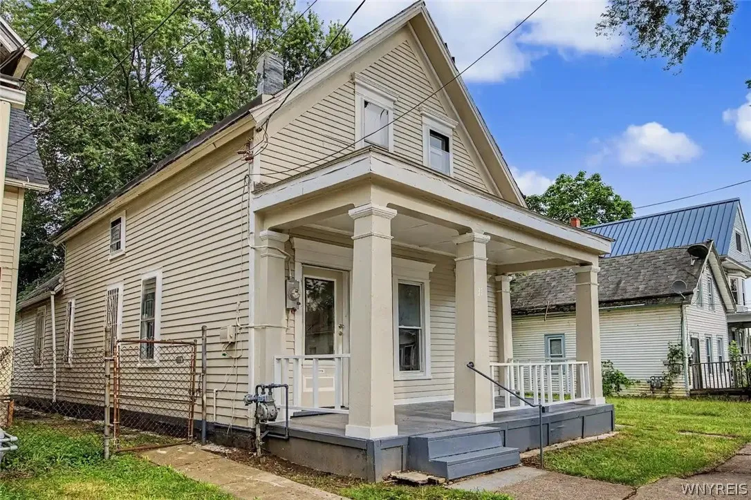 31 Pershing Avenue, Buffalo, New York 14211, Buffalo, New York 14211, 3 Bedroom Bedrooms, 7 Room Rooms,1 BathroomBathrooms,Residential,For Sale,31 Pershing Avenue, Buffalo, New York 14211,0,B1705941