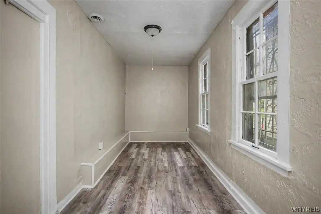 31 Pershing Avenue, Buffalo, New York 14211, Buffalo, New York 14211, 3 Bedroom Bedrooms, 7 Room Rooms,1 BathroomBathrooms,Residential,For Sale,31 Pershing Avenue, Buffalo, New York 14211,0,B1705941