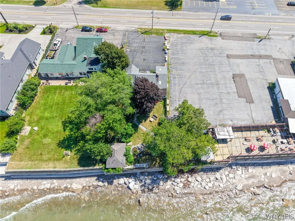 4904 Lake Shore Road, Hamburg, New York 14075, Hamburg, New York 14075, 10 Room Rooms,Commercial Sale,For Sale,4904 Lake Shore Road, Hamburg, New York 14075,0,B1708473
