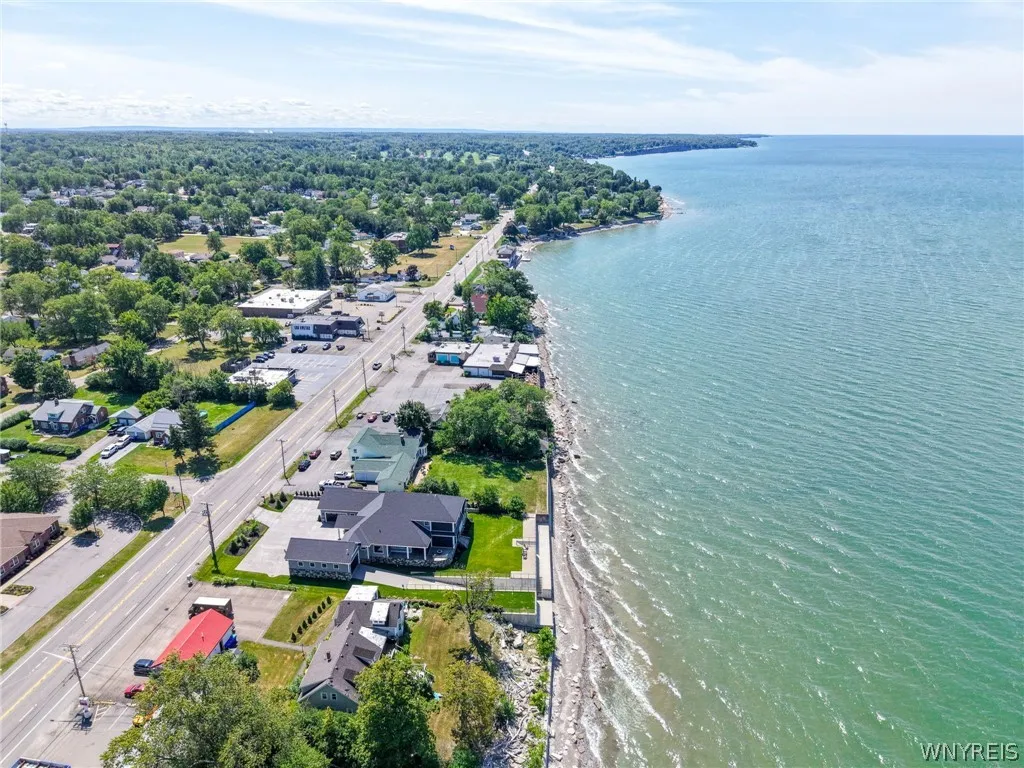 4904 Lake Shore Road, Hamburg, New York 14075, Hamburg, New York 14075, 10 Room Rooms,Commercial Sale,For Sale,4904 Lake Shore Road, Hamburg, New York 14075,0,B1708473