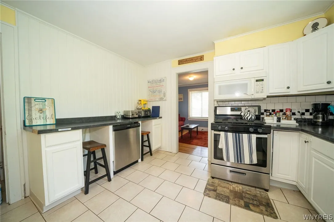 4904 Lake Shore Road, Hamburg, New York 14075, Hamburg, New York 14075, 10 Room Rooms,Commercial Sale,For Sale,4904 Lake Shore Road, Hamburg, New York 14075,0,B1708473