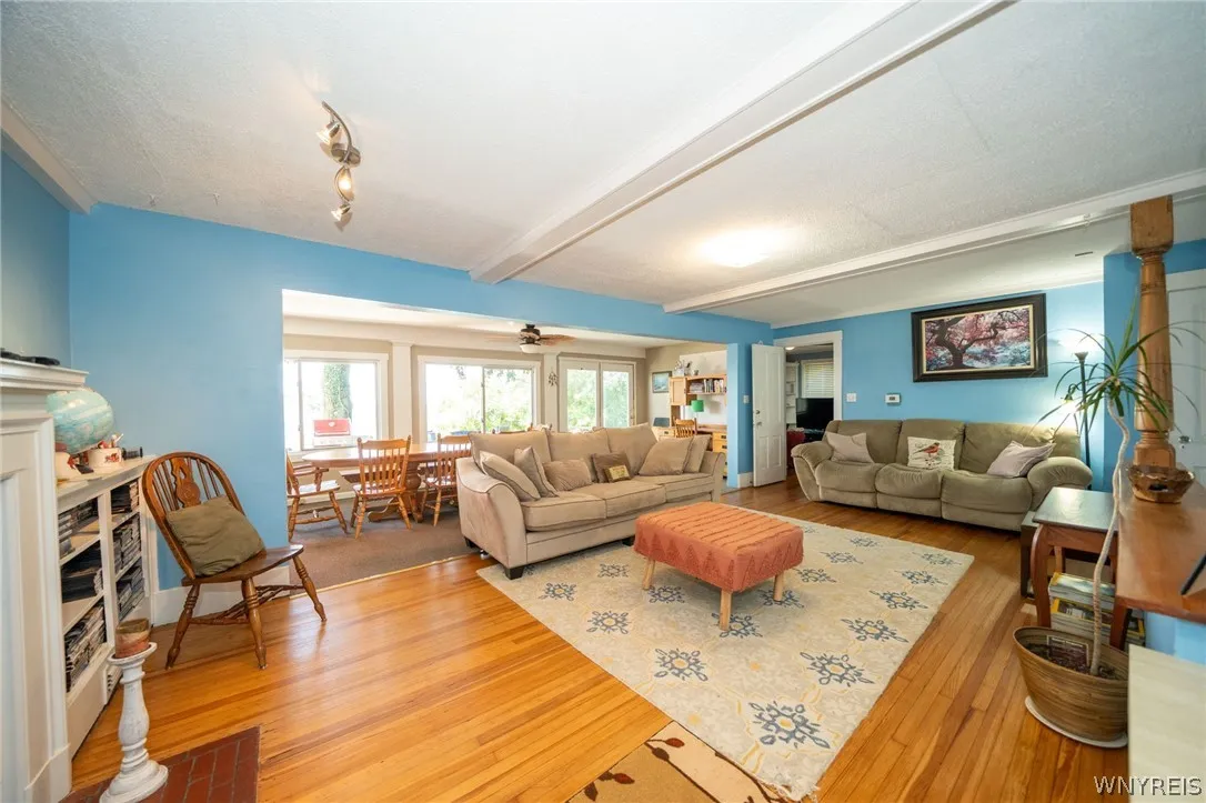 4904 Lake Shore Road, Hamburg, New York 14075, Hamburg, New York 14075, 10 Room Rooms,Commercial Sale,For Sale,4904 Lake Shore Road, Hamburg, New York 14075,0,B1708473