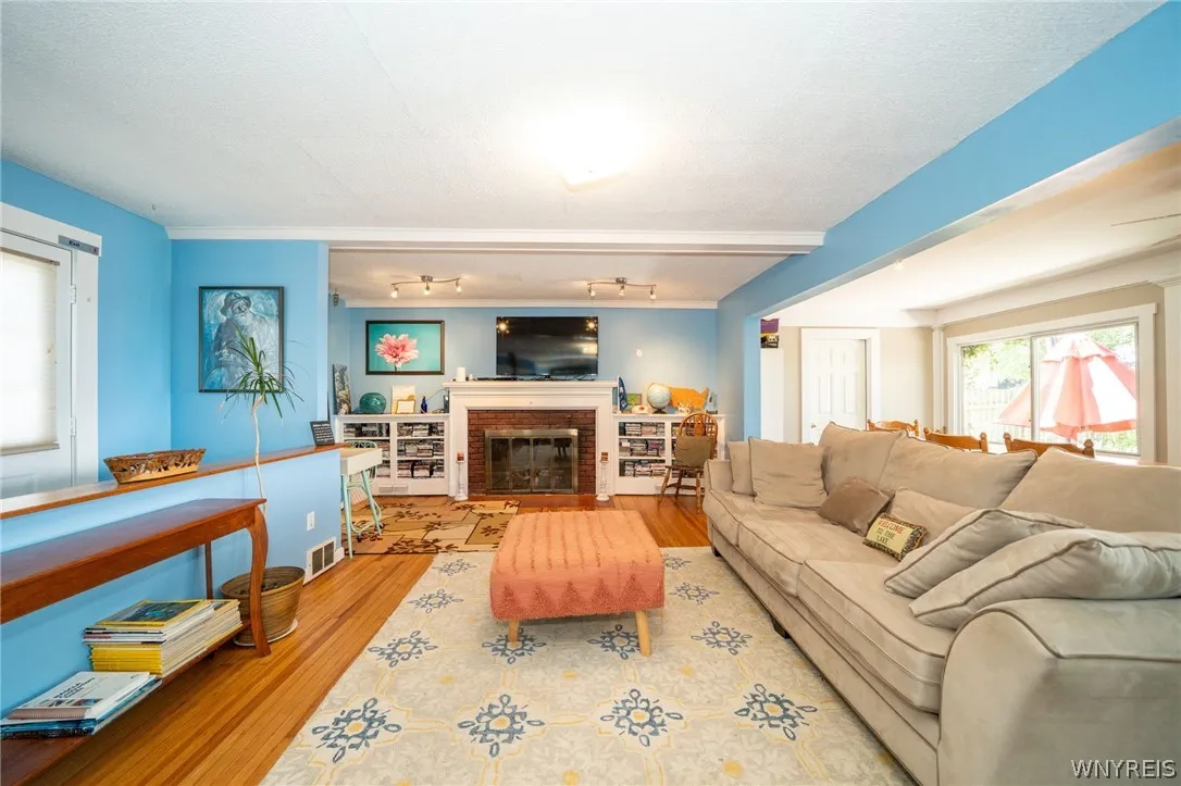 4904 Lake Shore Road, Hamburg, New York 14075, Hamburg, New York 14075, 10 Room Rooms,Commercial Sale,For Sale,4904 Lake Shore Road, Hamburg, New York 14075,0,B1708473