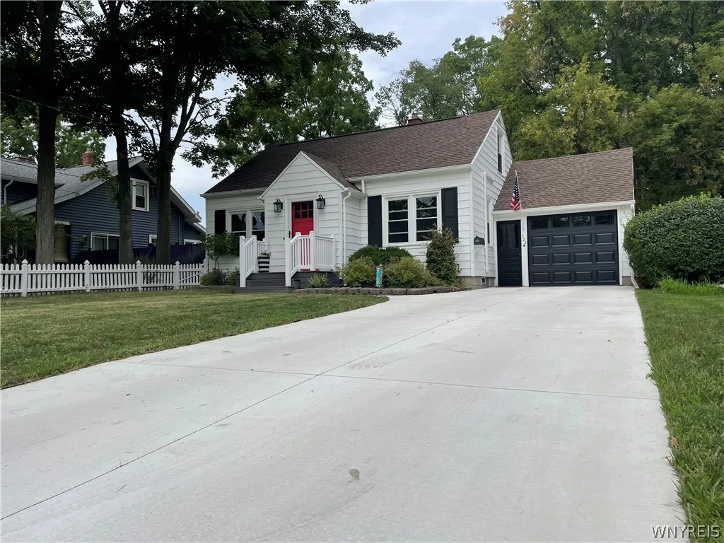 522 South Street, Aurora, New York 14052, Aurora, New York 14052, 3 Bedroom Bedrooms, 6 Room Rooms,2 BathroomBathrooms,Residential Lease,Closed,522 South Street, Aurora, New York 14052,0,B1708638