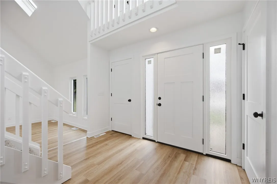 113 Meadow Spring Lane, Amherst, New York 14051, Amherst, New York 14051, 3 Bedroom Bedrooms, 10 Room Rooms,2 BathroomBathrooms,Residential,For Sale,113 Meadow Spring Lane, Amherst, New York 14051,0,B1708640