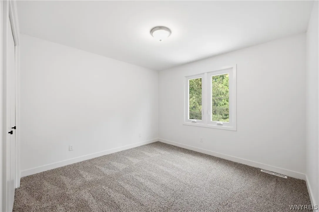 113 Meadow Spring Lane, Amherst, New York 14051, Amherst, New York 14051, 3 Bedroom Bedrooms, 10 Room Rooms,2 BathroomBathrooms,Residential,For Sale,113 Meadow Spring Lane, Amherst, New York 14051,0,B1708640