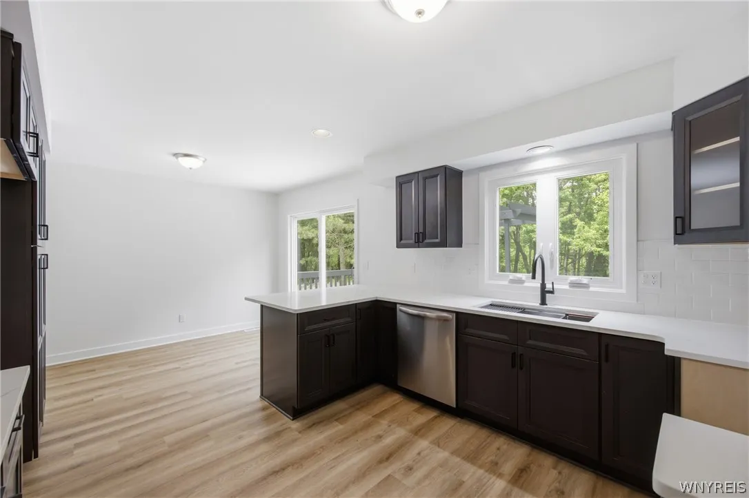 113 Meadow Spring Lane, Amherst, New York 14051, Amherst, New York 14051, 3 Bedroom Bedrooms, 10 Room Rooms,2 BathroomBathrooms,Residential,For Sale,113 Meadow Spring Lane, Amherst, New York 14051,0,B1708640
