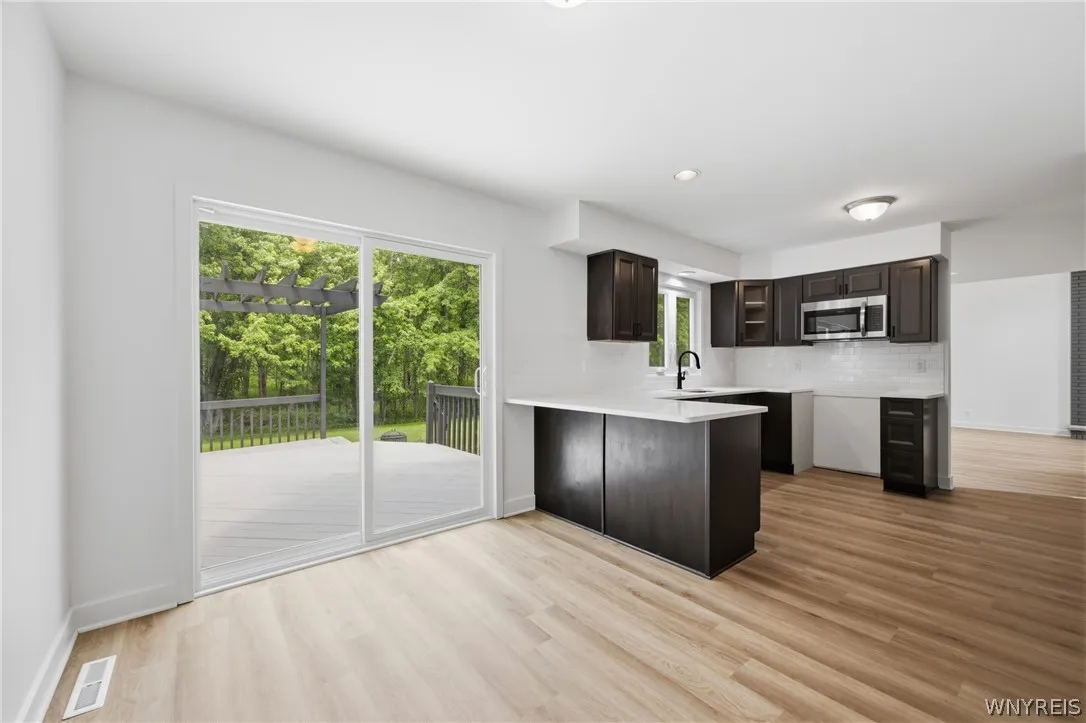113 Meadow Spring Lane, Amherst, New York 14051, Amherst, New York 14051, 3 Bedroom Bedrooms, 10 Room Rooms,2 BathroomBathrooms,Residential,For Sale,113 Meadow Spring Lane, Amherst, New York 14051,0,B1708640