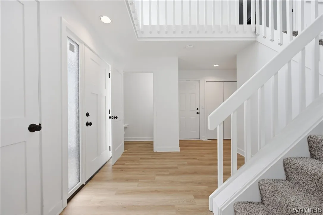 113 Meadow Spring Lane, Amherst, New York 14051, Amherst, New York 14051, 3 Bedroom Bedrooms, 10 Room Rooms,2 BathroomBathrooms,Residential,For Sale,113 Meadow Spring Lane, Amherst, New York 14051,0,B1708640