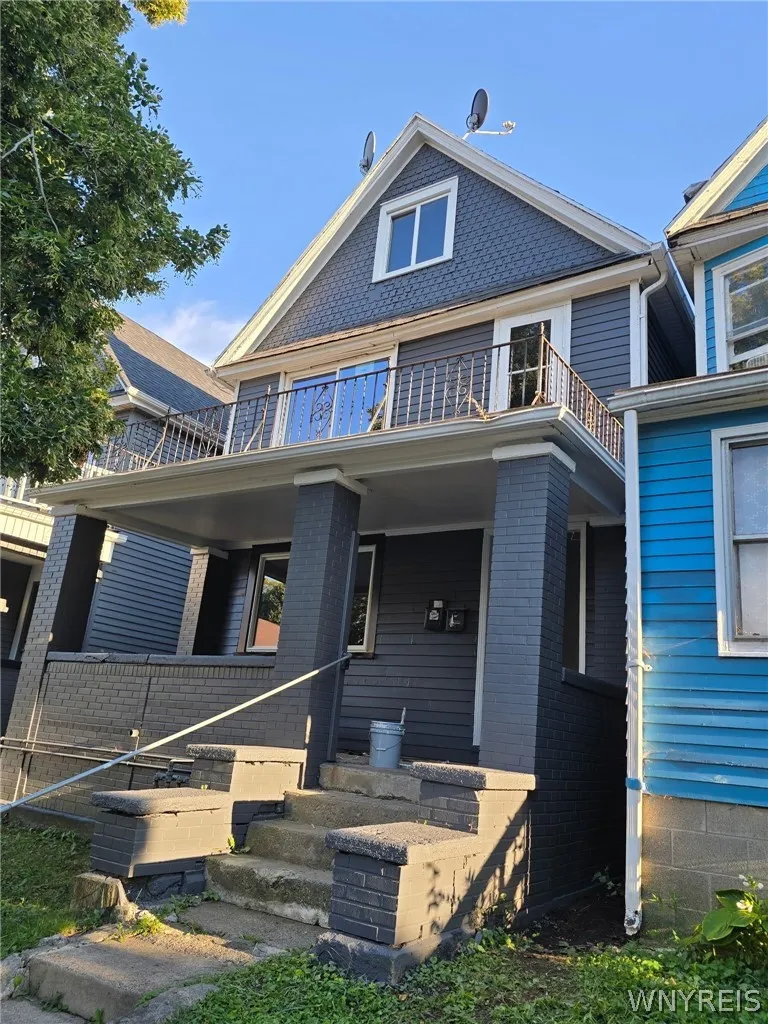 325 Breckenridge Street, Buffalo, New York 14213, Buffalo, New York 14213, 2 Bedroom Bedrooms, 7 Room Rooms,1 BathroomBathrooms,Residential Lease,For Rent,325 Breckenridge Street, Buffalo, New York 14213,0,B1708753