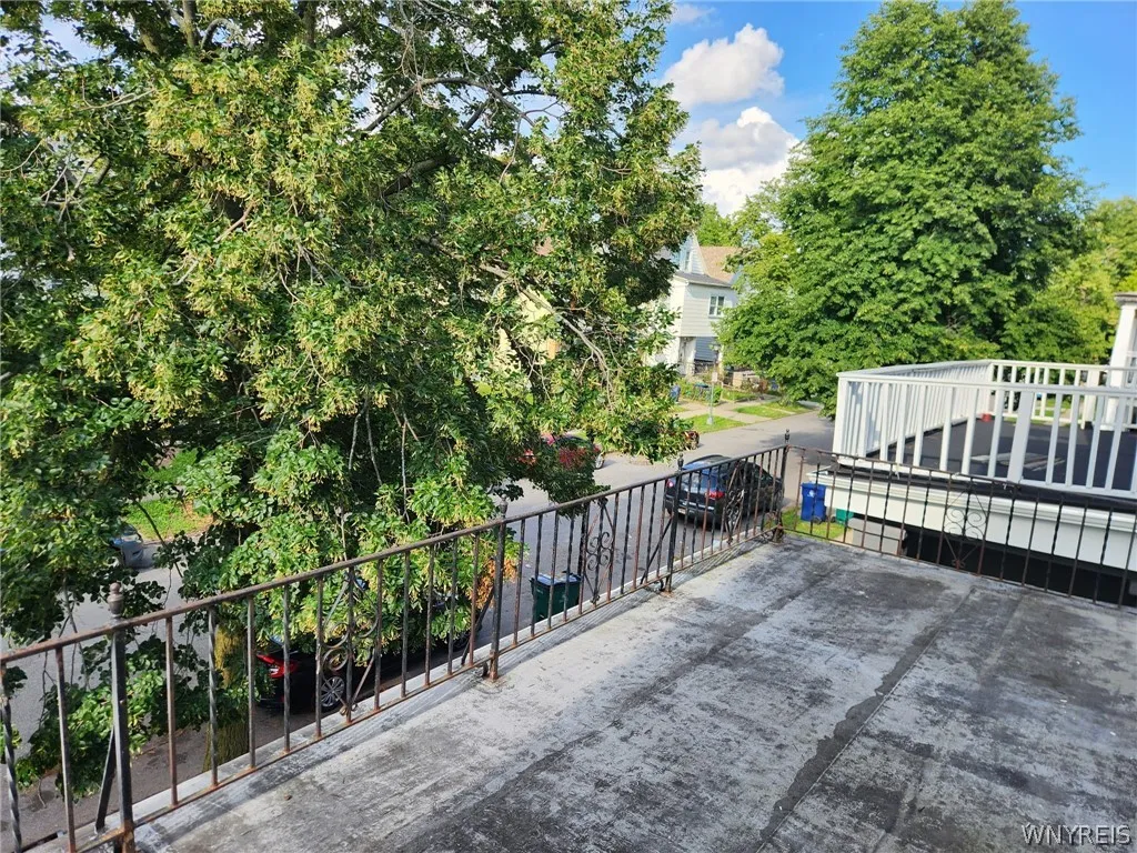 325 Breckenridge Street, Buffalo, New York 14213, Buffalo, New York 14213, 2 Bedroom Bedrooms, 7 Room Rooms,1 BathroomBathrooms,Residential Lease,For Rent,325 Breckenridge Street, Buffalo, New York 14213,0,B1708753
