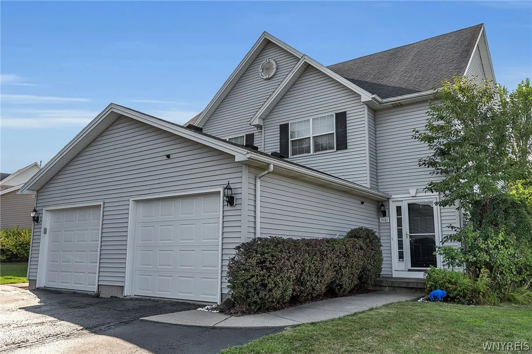 5181 Briercliff Drive, Hamburg, New York 14075, Hamburg, New York 14075, 3 Bedroom Bedrooms, 7 Room Rooms,1 BathroomBathrooms,Residential,Closed,5181 Briercliff Drive, Hamburg, New York 14075,0,B1708641 5181 Briercliff Drive, Hamburg, New York 14075, Hamburg, New York 14075, 3 Bedroom Bedrooms, 7 Room Rooms,1 BathroomBathrooms,Residential,Closed,5181 Briercliff Drive, Hamburg, New York 14075,0,B1708641