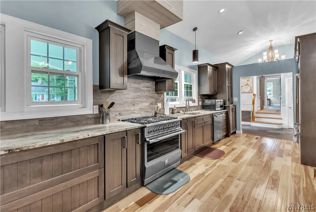 20 Nieman Drive, Orchard Park, New York 14127, Orchard Park, New York 14127, 4 Bedroom Bedrooms, 8 Room Rooms,2 BathroomBathrooms,Residential,For Sale,20 Nieman Drive, Orchard Park, New York 14127,0,B1708752