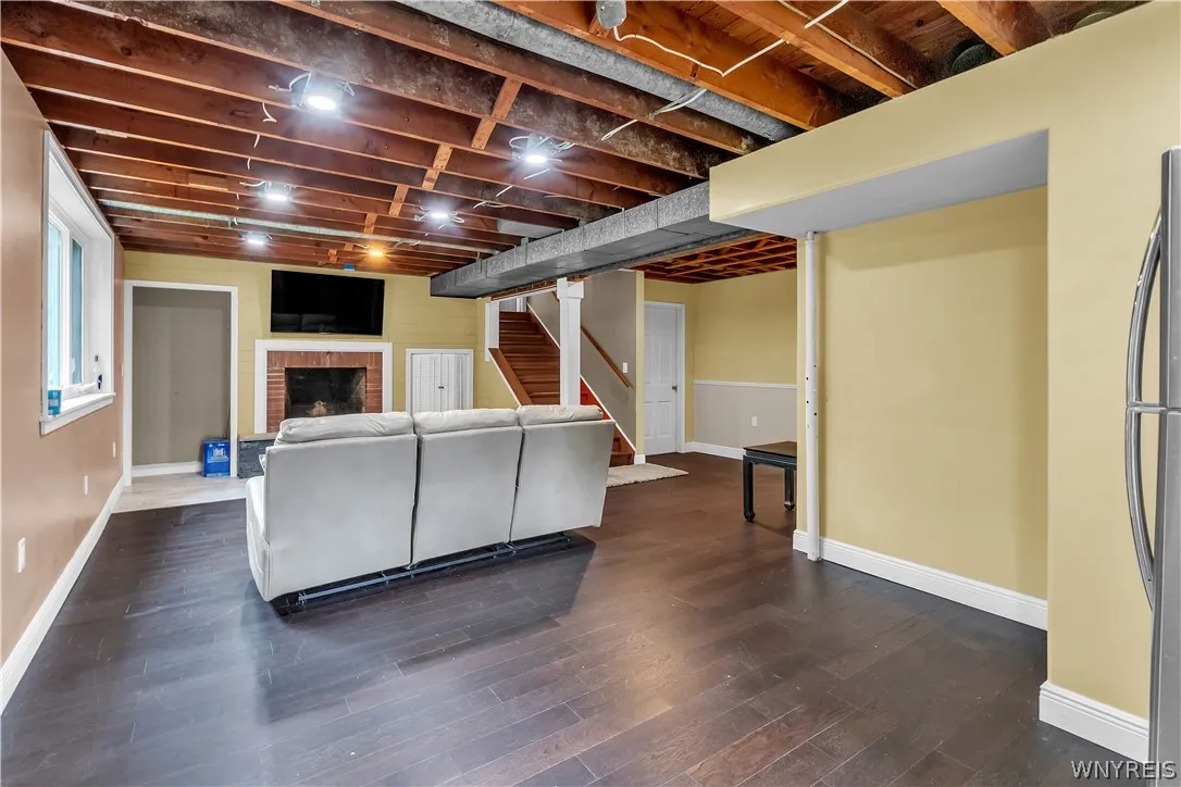 20 Nieman Drive, Orchard Park, New York 14127, Orchard Park, New York 14127, 4 Bedroom Bedrooms, 8 Room Rooms,2 BathroomBathrooms,Residential,For Sale,20 Nieman Drive, Orchard Park, New York 14127,0,B1708752