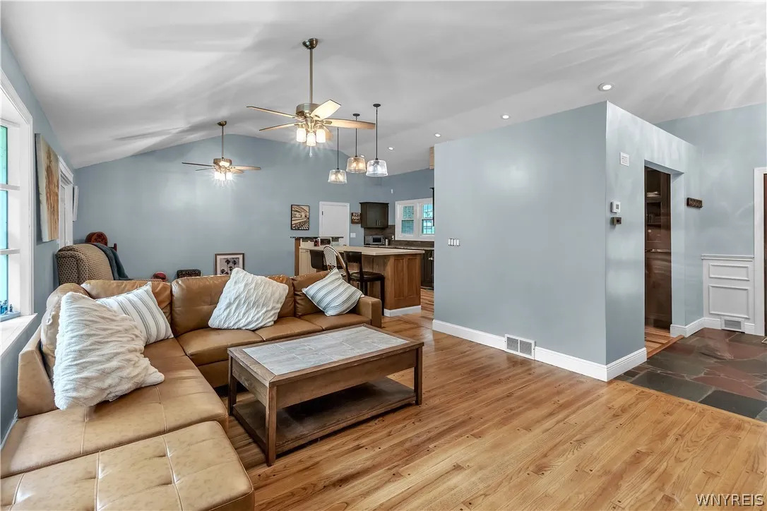 20 Nieman Drive, Orchard Park, New York 14127, Orchard Park, New York 14127, 4 Bedroom Bedrooms, 8 Room Rooms,2 BathroomBathrooms,Residential,For Sale,20 Nieman Drive, Orchard Park, New York 14127,0,B1708752