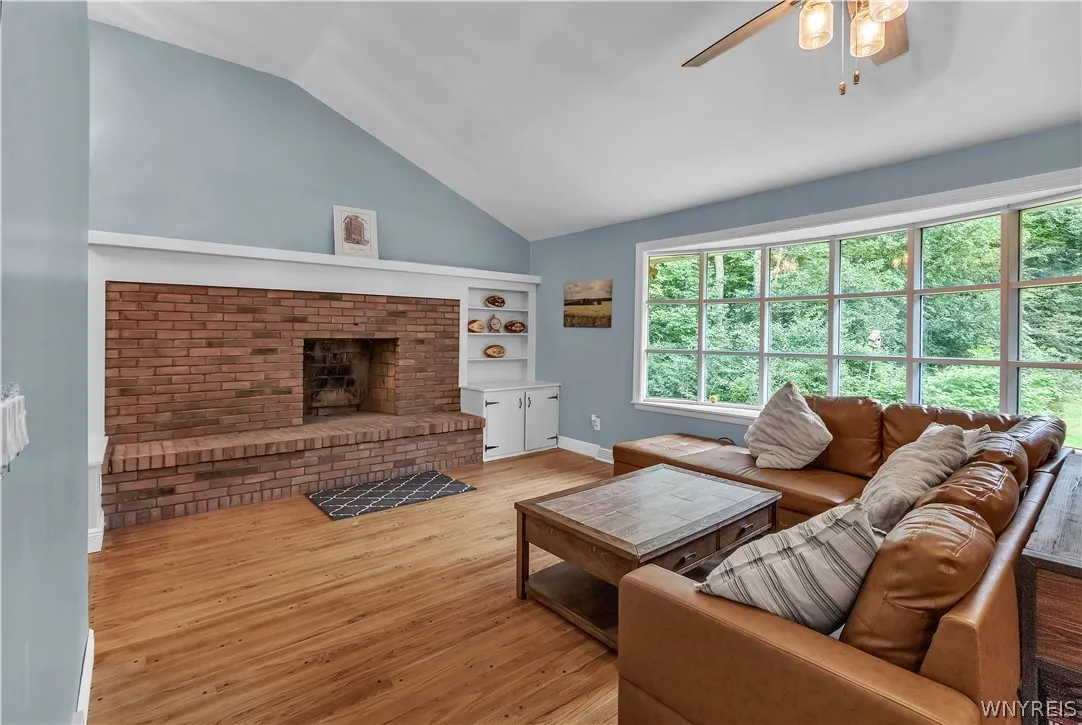 20 Nieman Drive, Orchard Park, New York 14127, Orchard Park, New York 14127, 4 Bedroom Bedrooms, 8 Room Rooms,2 BathroomBathrooms,Residential,For Sale,20 Nieman Drive, Orchard Park, New York 14127,0,B1708752