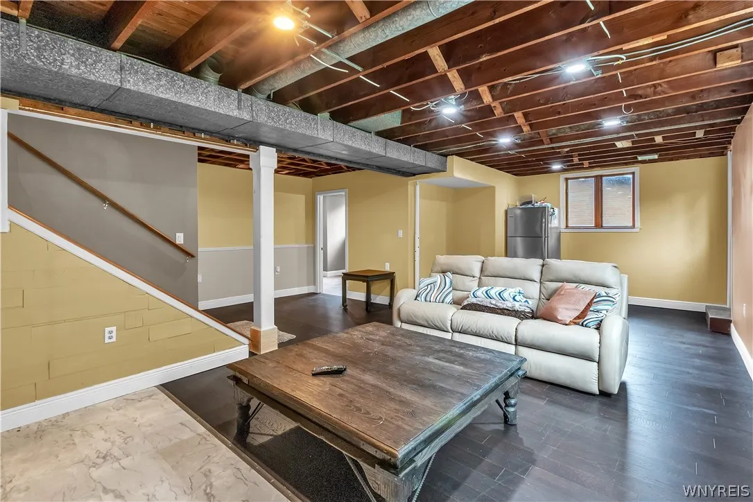20 Nieman Drive, Orchard Park, New York 14127, Orchard Park, New York 14127, 4 Bedroom Bedrooms, 8 Room Rooms,2 BathroomBathrooms,Residential,For Sale,20 Nieman Drive, Orchard Park, New York 14127,0,B1708752