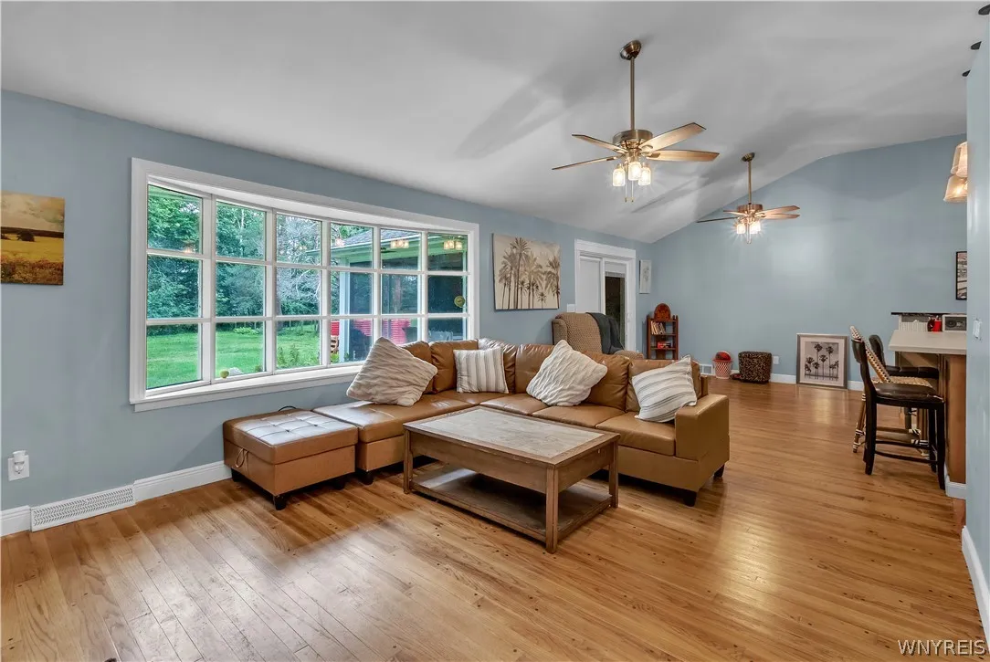 20 Nieman Drive, Orchard Park, New York 14127, Orchard Park, New York 14127, 4 Bedroom Bedrooms, 8 Room Rooms,2 BathroomBathrooms,Residential,For Sale,20 Nieman Drive, Orchard Park, New York 14127,0,B1708752