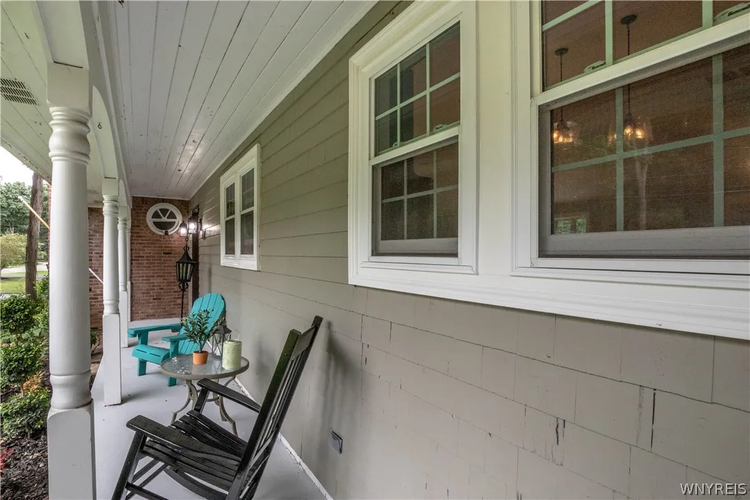 20 Nieman Drive, Orchard Park, New York 14127, Orchard Park, New York 14127, 4 Bedroom Bedrooms, 8 Room Rooms,2 BathroomBathrooms,Residential,For Sale,20 Nieman Drive, Orchard Park, New York 14127,0,B1708752