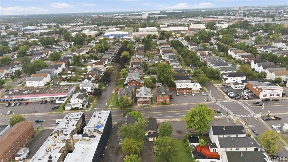 2452 Delaware Avenue, Buffalo, New York 14216, Buffalo, New York 14216, 7 Bedroom Bedrooms, 14 Room Rooms,2 BathroomBathrooms,Residential,For Sale,2452 Delaware Avenue, Buffalo, New York 14216,0,B1708702