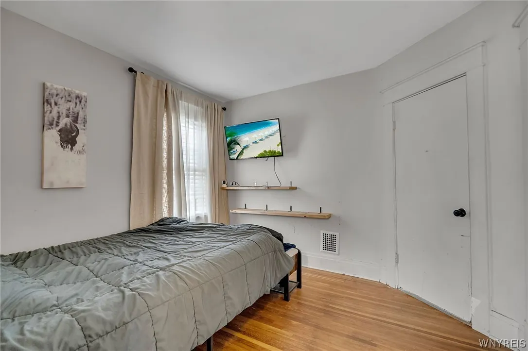 199 Tacoma Avenue, Buffalo, New York 14216, Buffalo, New York 14216, 6 Bedroom Bedrooms, ,2 BathroomBathrooms,Residential,For Sale,199 Tacoma Avenue, Buffalo, New York 14216,0,B1709056
