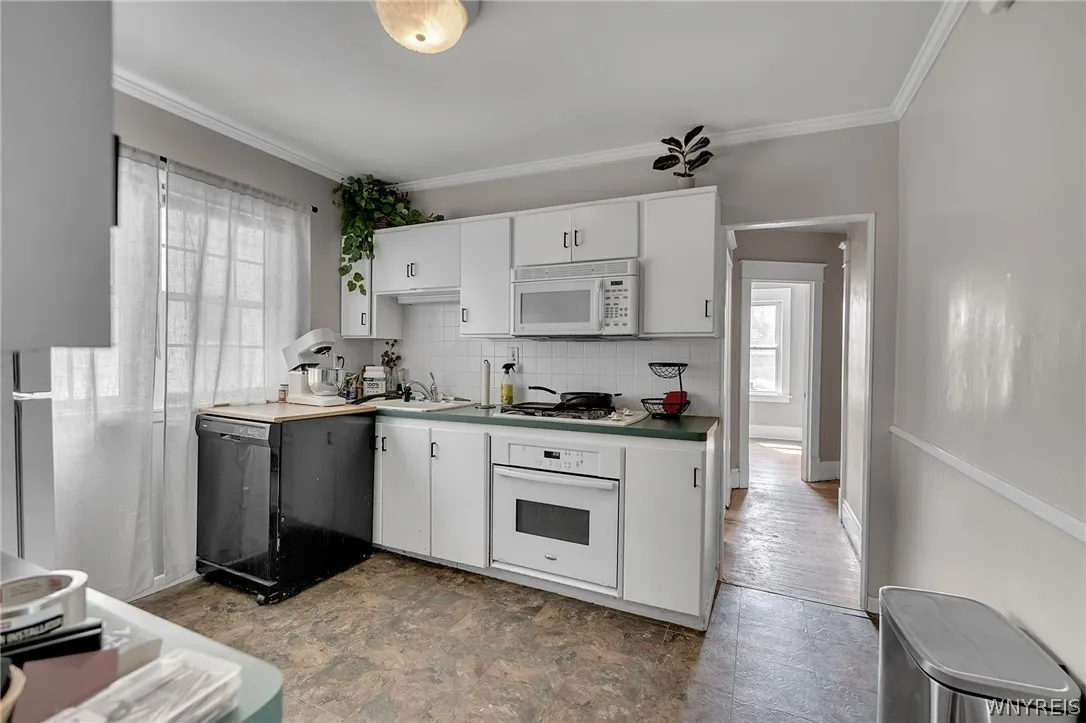 199 Tacoma Avenue, Buffalo, New York 14216, Buffalo, New York 14216, 6 Bedroom Bedrooms, ,2 BathroomBathrooms,Residential,For Sale,199 Tacoma Avenue, Buffalo, New York 14216,0,B1709056