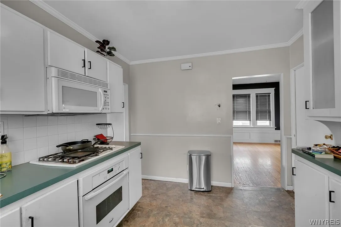 199 Tacoma Avenue, Buffalo, New York 14216, Buffalo, New York 14216, 6 Bedroom Bedrooms, ,2 BathroomBathrooms,Residential,For Sale,199 Tacoma Avenue, Buffalo, New York 14216,0,B1709056