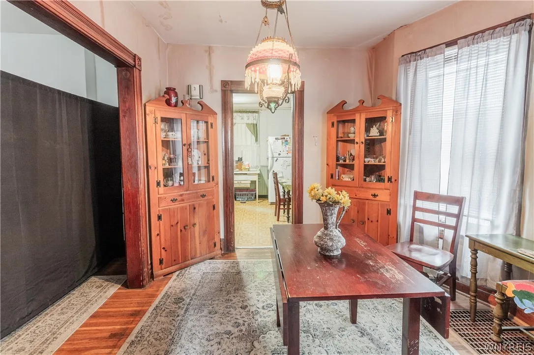 236 Barton Street, Buffalo, New York 14213, Buffalo, New York 14213, 4 Bedroom Bedrooms, 10 Room Rooms,1 BathroomBathrooms,Residential,For Sale,236 Barton Street, Buffalo, New York 14213,0,B1709033