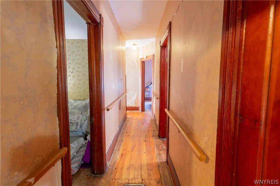 236 Barton Street, Buffalo, New York 14213, Buffalo, New York 14213, 4 Bedroom Bedrooms, 10 Room Rooms,1 BathroomBathrooms,Residential,For Sale,236 Barton Street, Buffalo, New York 14213,0,B1709033
