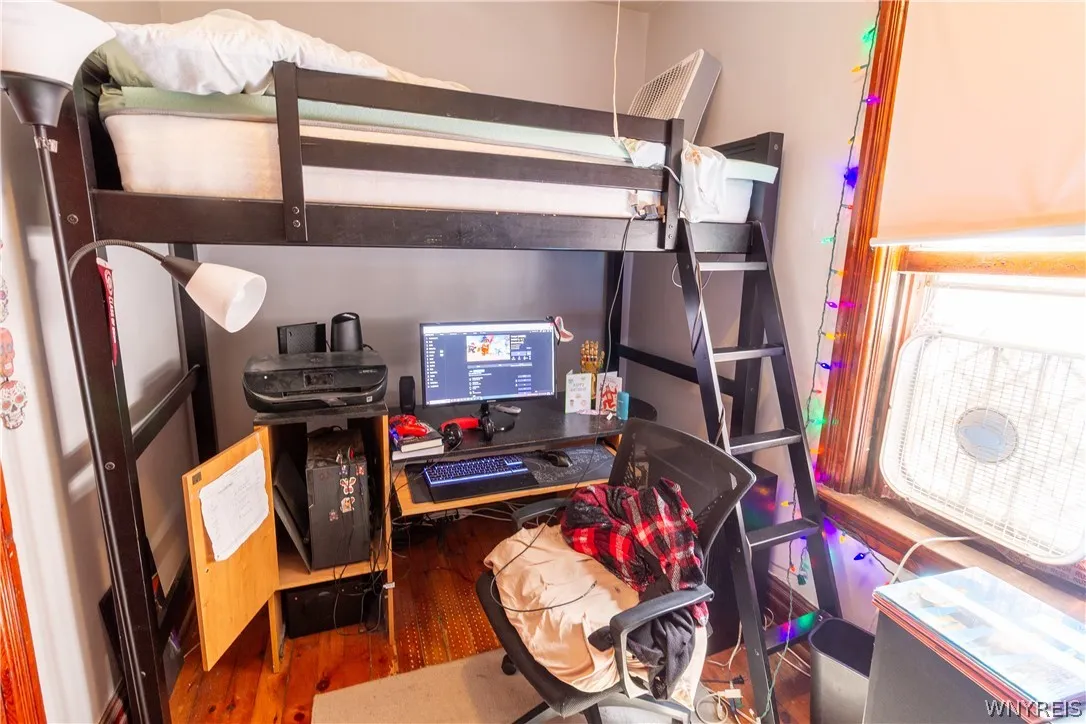 236 Barton Street, Buffalo, New York 14213, Buffalo, New York 14213, 4 Bedroom Bedrooms, 10 Room Rooms,1 BathroomBathrooms,Residential,For Sale,236 Barton Street, Buffalo, New York 14213,0,B1709033