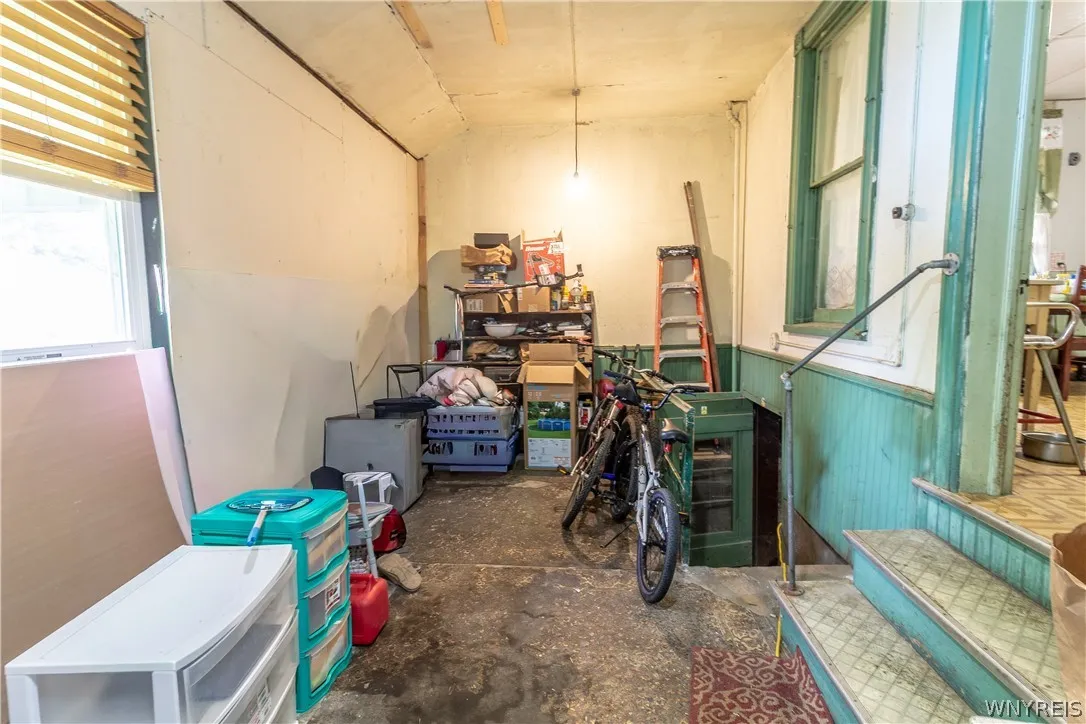 236 Barton Street, Buffalo, New York 14213, Buffalo, New York 14213, 4 Bedroom Bedrooms, 10 Room Rooms,1 BathroomBathrooms,Residential,For Sale,236 Barton Street, Buffalo, New York 14213,0,B1709033