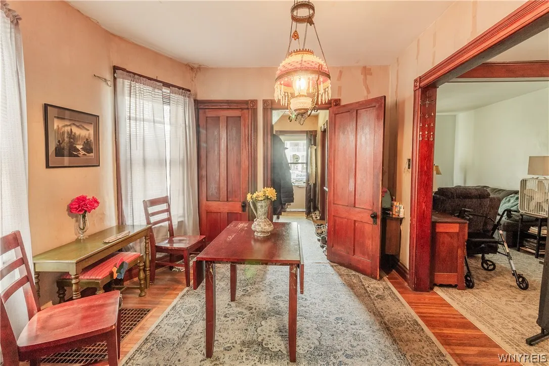 236 Barton Street, Buffalo, New York 14213, Buffalo, New York 14213, 4 Bedroom Bedrooms, 10 Room Rooms,1 BathroomBathrooms,Residential,For Sale,236 Barton Street, Buffalo, New York 14213,0,B1709033