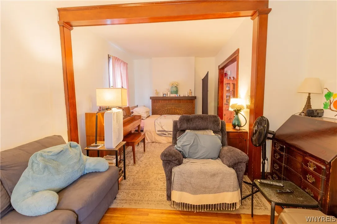 236 Barton Street, Buffalo, New York 14213, Buffalo, New York 14213, 4 Bedroom Bedrooms, 10 Room Rooms,1 BathroomBathrooms,Residential,For Sale,236 Barton Street, Buffalo, New York 14213,0,B1709033