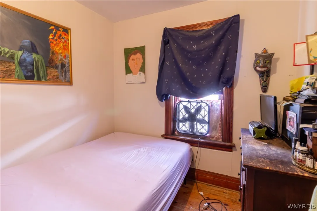 236 Barton Street, Buffalo, New York 14213, Buffalo, New York 14213, 4 Bedroom Bedrooms, 10 Room Rooms,1 BathroomBathrooms,Residential,For Sale,236 Barton Street, Buffalo, New York 14213,0,B1709033