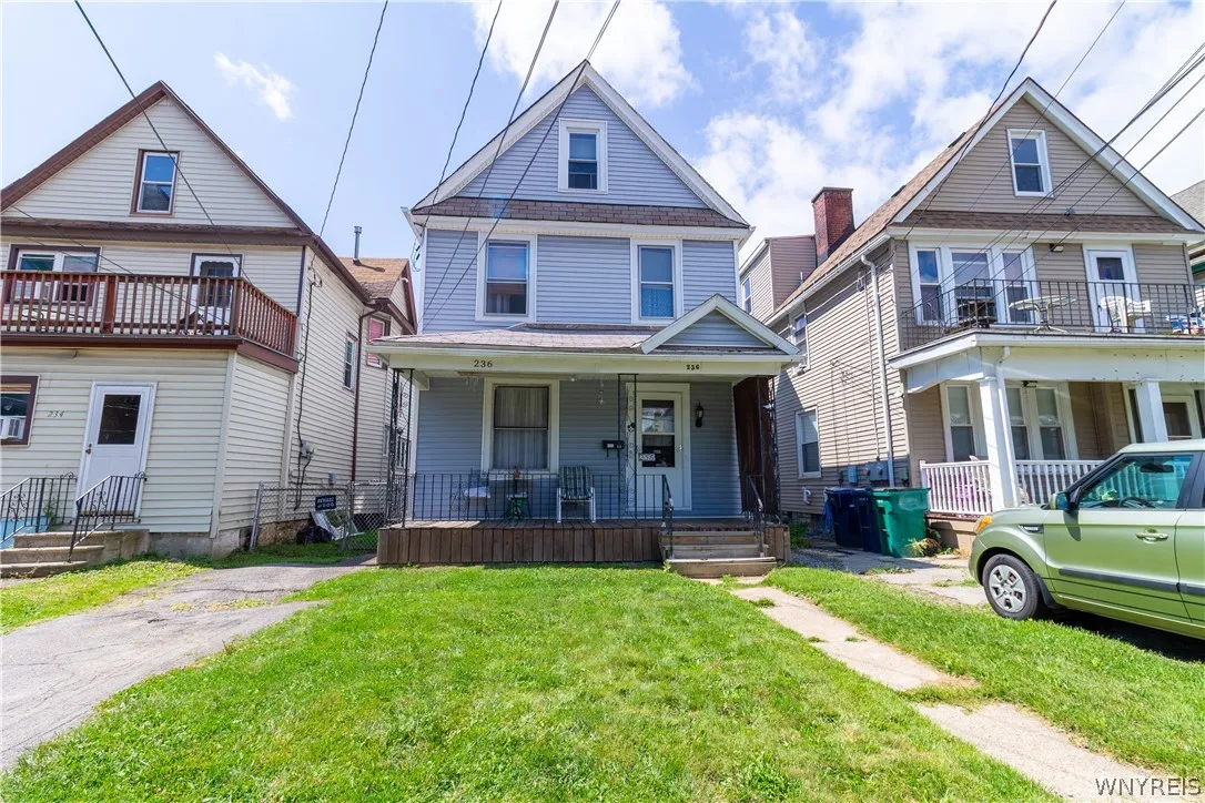 236 Barton Street, Buffalo, New York 14213, Buffalo, New York 14213, 4 Bedroom Bedrooms, 10 Room Rooms,1 BathroomBathrooms,Residential,For Sale,236 Barton Street, Buffalo, New York 14213,0,B1709033