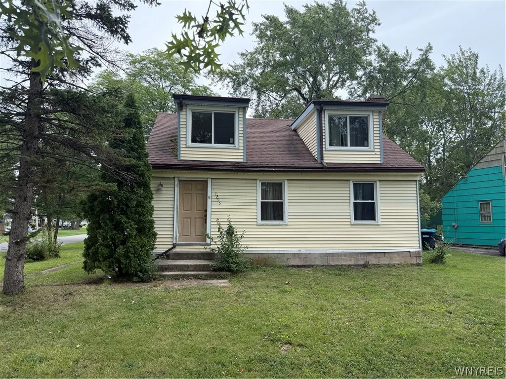 1295 East Park Road, Grand Island, New York 14072, Grand Island, New York 14072, 4 Bedroom Bedrooms, 8 Room Rooms,2 BathroomBathrooms,Residential,For Sale,1295 East Park Road, Grand Island, New York 14072,0,B1709570
