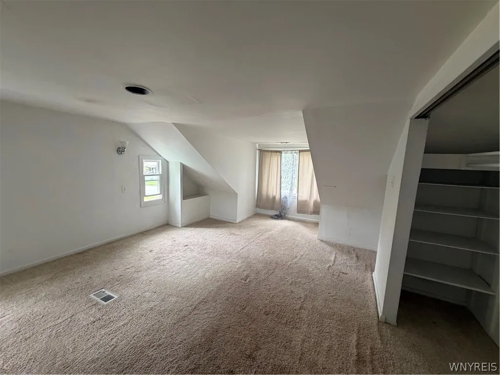 1295 East Park Road, Grand Island, New York 14072, Grand Island, New York 14072, 4 Bedroom Bedrooms, 8 Room Rooms,2 BathroomBathrooms,Residential,For Sale,1295 East Park Road, Grand Island, New York 14072,0,B1709570