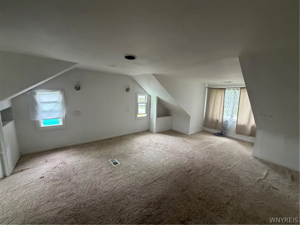 1295 East Park Road, Grand Island, New York 14072, Grand Island, New York 14072, 4 Bedroom Bedrooms, 8 Room Rooms,2 BathroomBathrooms,Residential,For Sale,1295 East Park Road, Grand Island, New York 14072,0,B1709570