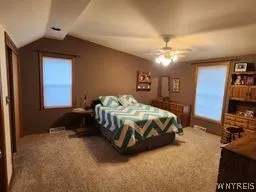 Second floor Main bedroom