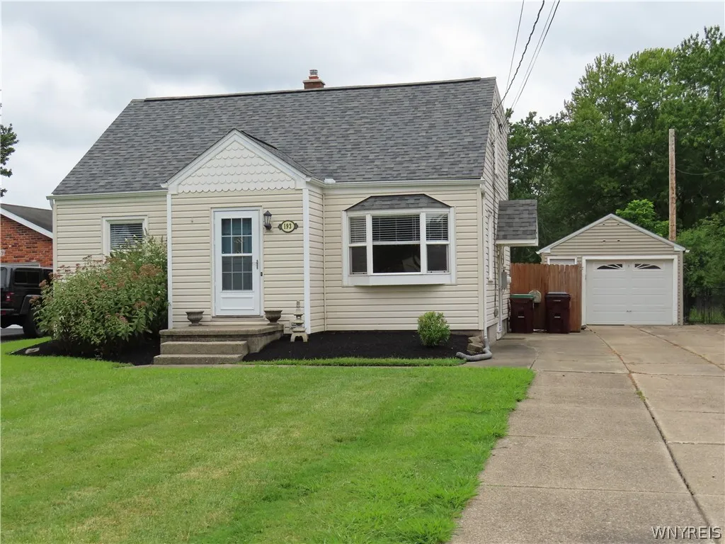 193 Bielak Road, Orchard Park, New York 14127, Orchard Park, New York 14127, 3 Bedroom Bedrooms, 7 Room Rooms,2 BathroomBathrooms,Residential,For Sale,193 Bielak Road, Orchard Park, New York 14127,0,B1709878