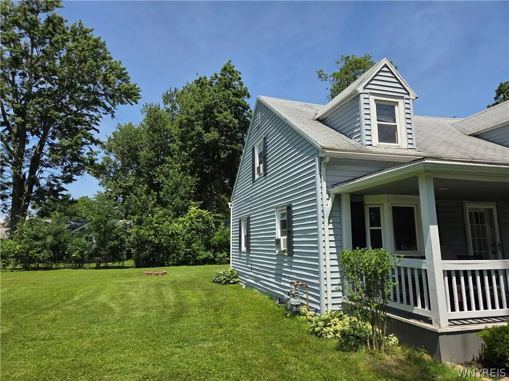 3878 Dartmouth Street, Hamburg, New York 14075, Hamburg, New York 14075, 5 Bedroom Bedrooms, ,2 BathroomBathrooms,Residential,For Sale,3878 Dartmouth Street, Hamburg, New York 14075,0,B1709308
