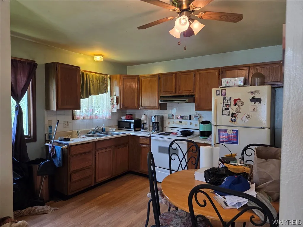 3878 Dartmouth Street, Hamburg, New York 14075, Hamburg, New York 14075, 5 Bedroom Bedrooms, ,2 BathroomBathrooms,Residential,For Sale,3878 Dartmouth Street, Hamburg, New York 14075,0,B1709308