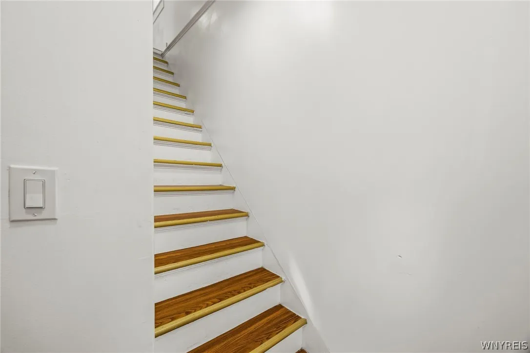 324 Carlton Street, Buffalo, New York 14204, Buffalo, New York 14204, 4 Bedroom Bedrooms, ,2 BathroomBathrooms,Residential,For Sale,324 Carlton Street, Buffalo, New York 14204,0,B1710209