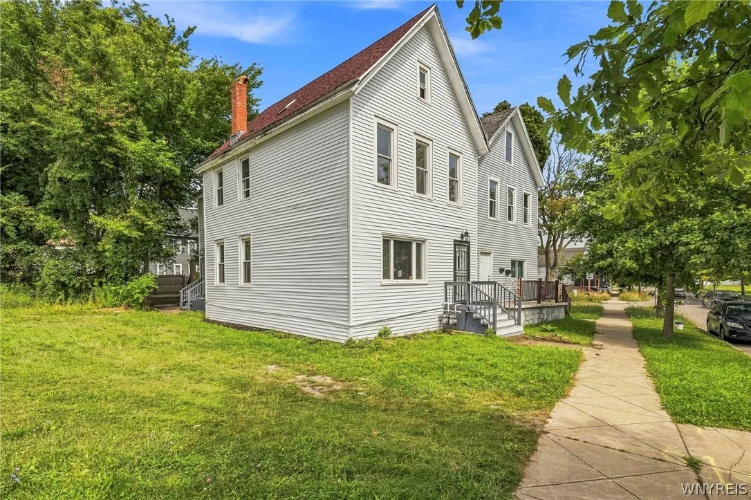 324 Carlton Street, Buffalo, New York 14204, Buffalo, New York 14204, 4 Bedroom Bedrooms, ,2 BathroomBathrooms,Residential,For Sale,324 Carlton Street, Buffalo, New York 14204,0,B1710209