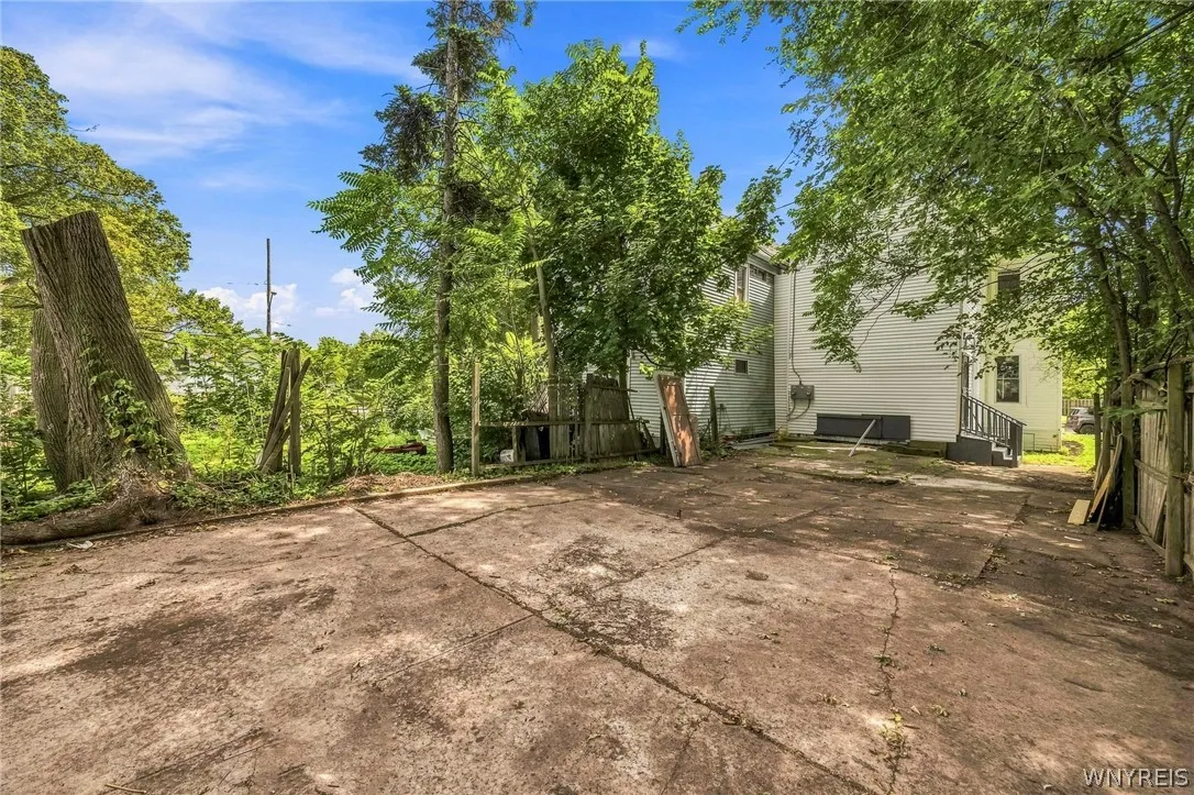 324 Carlton Street, Buffalo, New York 14204, Buffalo, New York 14204, 4 Bedroom Bedrooms, ,2 BathroomBathrooms,Residential,For Sale,324 Carlton Street, Buffalo, New York 14204,0,B1710209