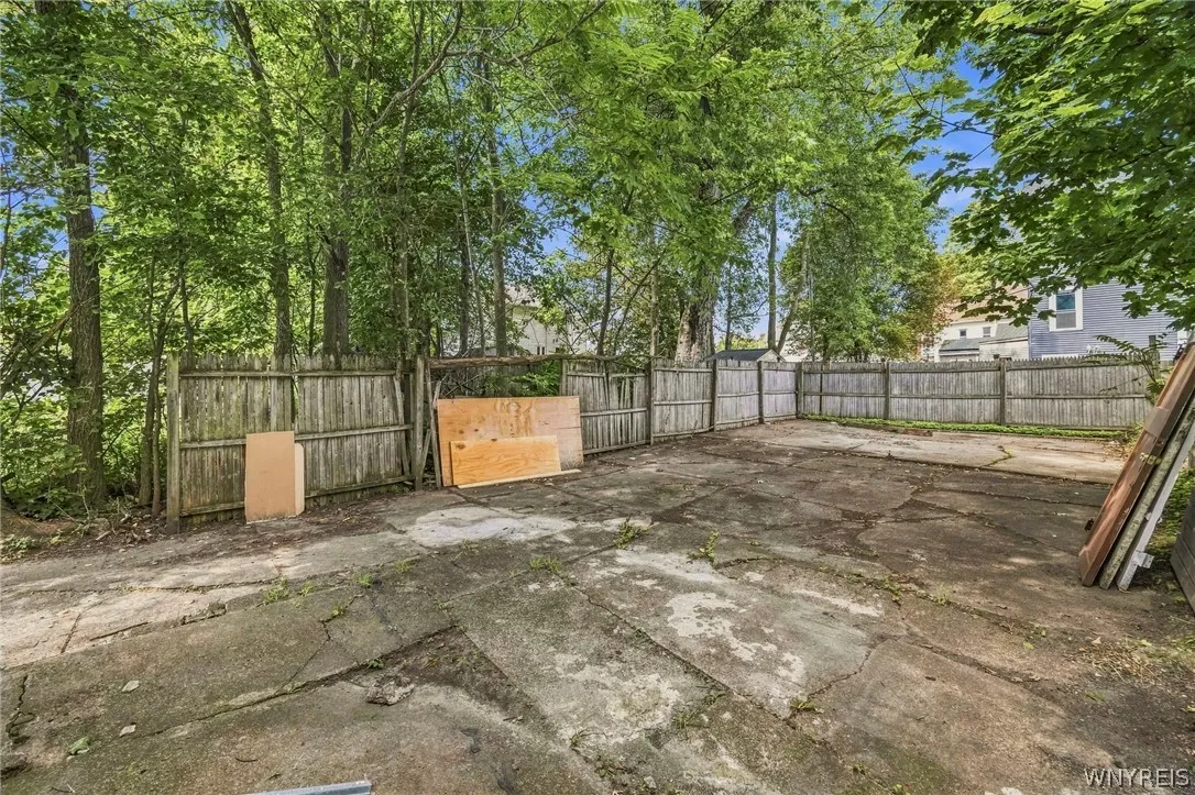 324 Carlton Street, Buffalo, New York 14204, Buffalo, New York 14204, 4 Bedroom Bedrooms, ,2 BathroomBathrooms,Residential,For Sale,324 Carlton Street, Buffalo, New York 14204,0,B1710209