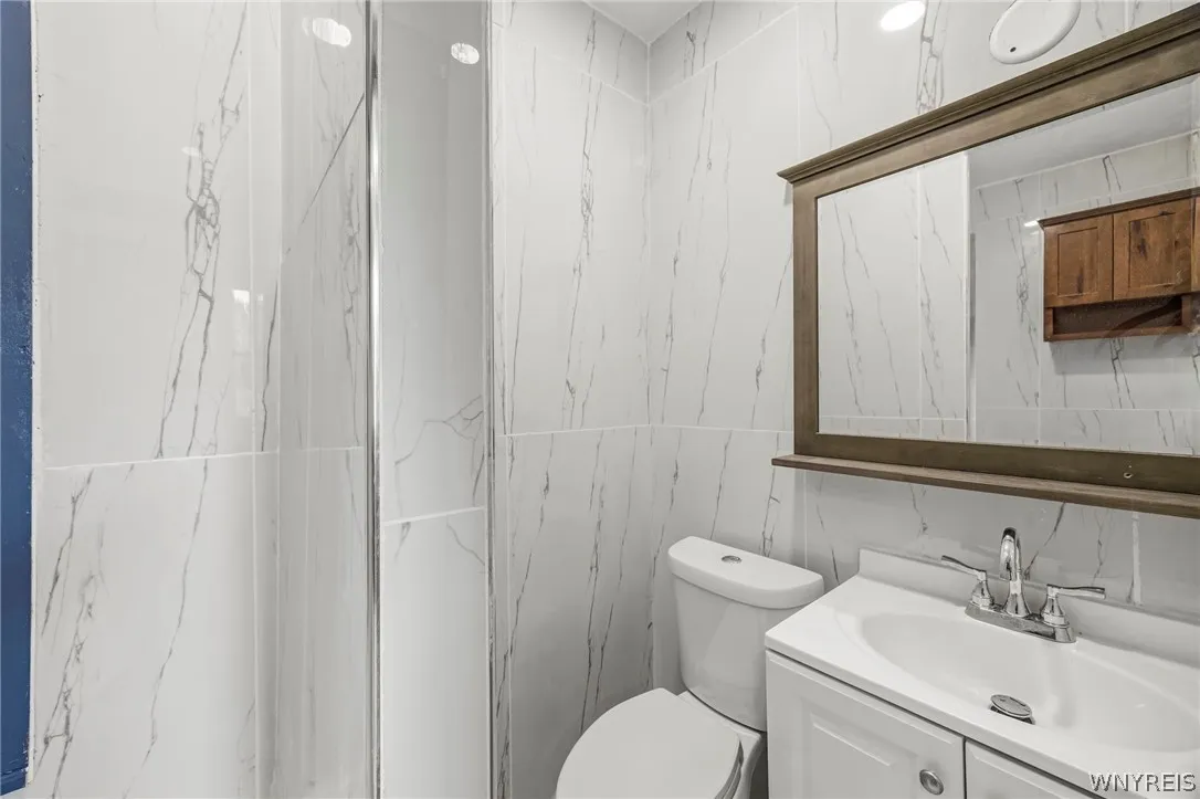 324 Carlton Street, Buffalo, New York 14204, Buffalo, New York 14204, 4 Bedroom Bedrooms, ,2 BathroomBathrooms,Residential,For Sale,324 Carlton Street, Buffalo, New York 14204,0,B1710209