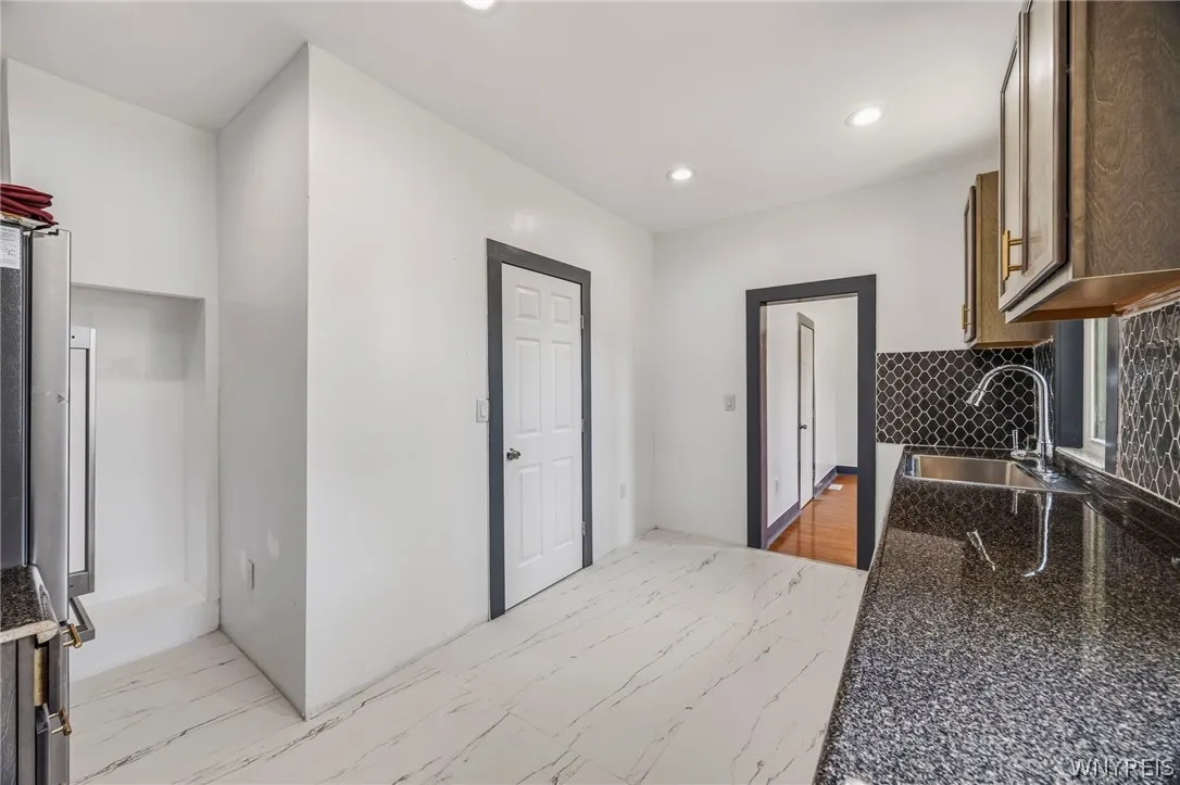324 Carlton Street, Buffalo, New York 14204, Buffalo, New York 14204, 4 Bedroom Bedrooms, ,2 BathroomBathrooms,Residential,For Sale,324 Carlton Street, Buffalo, New York 14204,0,B1710209