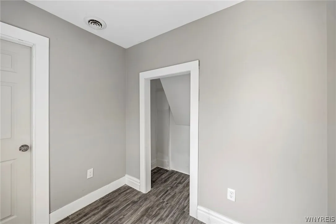 324 Carlton Street, Buffalo, New York 14204, Buffalo, New York 14204, 4 Bedroom Bedrooms, ,2 BathroomBathrooms,Residential,For Sale,324 Carlton Street, Buffalo, New York 14204,0,B1710209